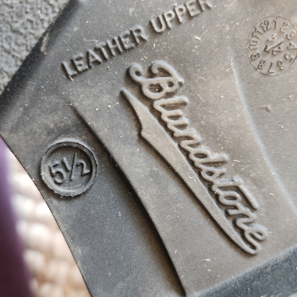 Blundstone Women's Classics #562 Chelsea Ankle Boots - Saddle Brown - Picture 5 of 5